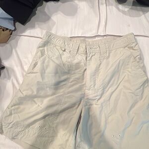 The Southern Shirt Company Men's Tan Cargo Shorts